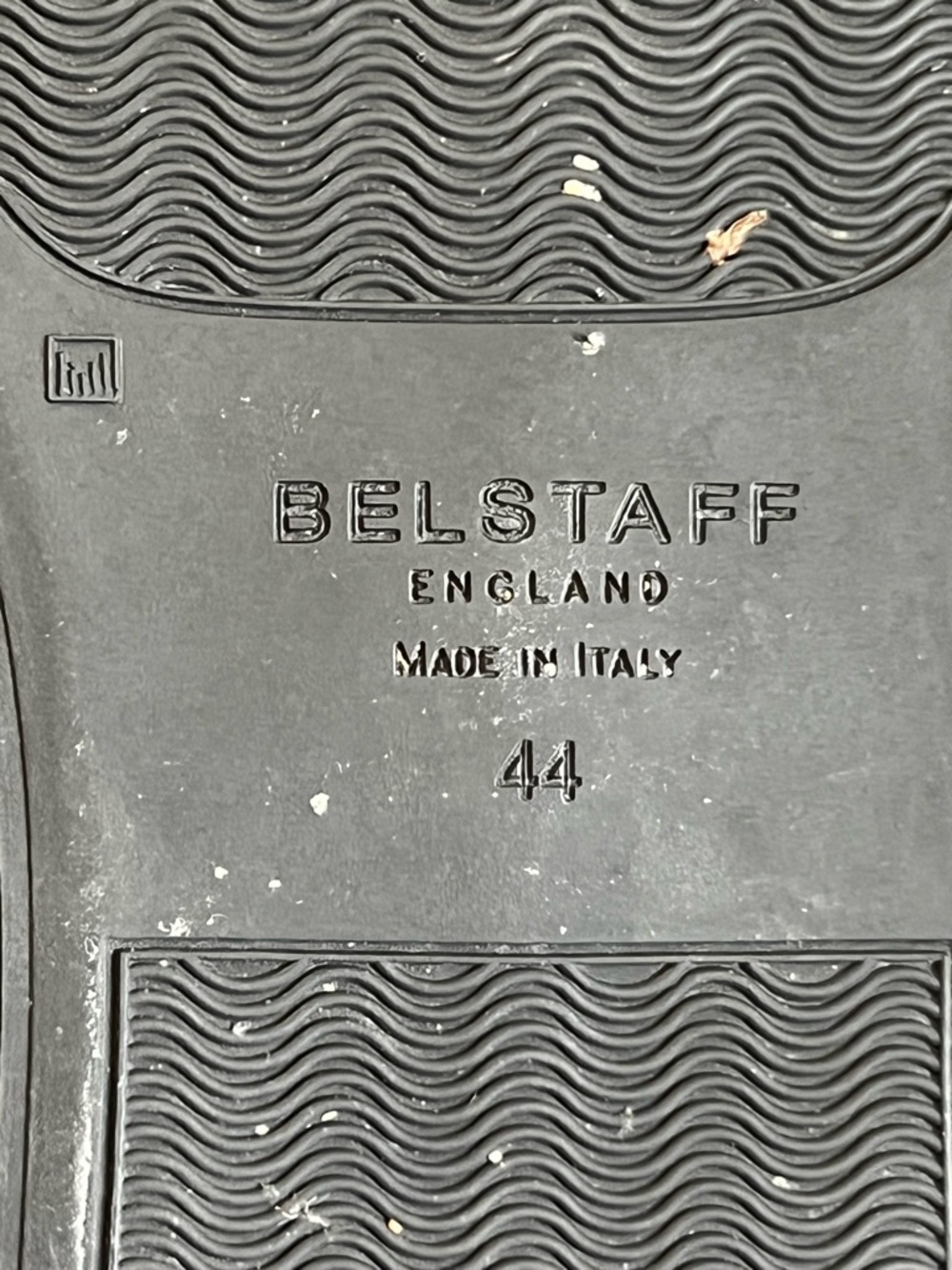 Belstaff Olive Leather Low-Top Sneakers with Black Sole - Picture 10 of 10